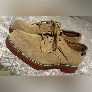 School Issue Oxford brown suede shoes